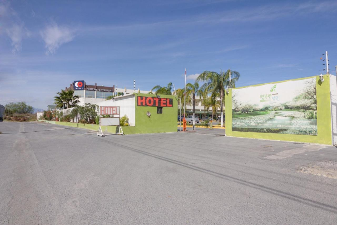 Hotel Ecohabit, Monterrey Apodaca Zewnętrze zdjęcie